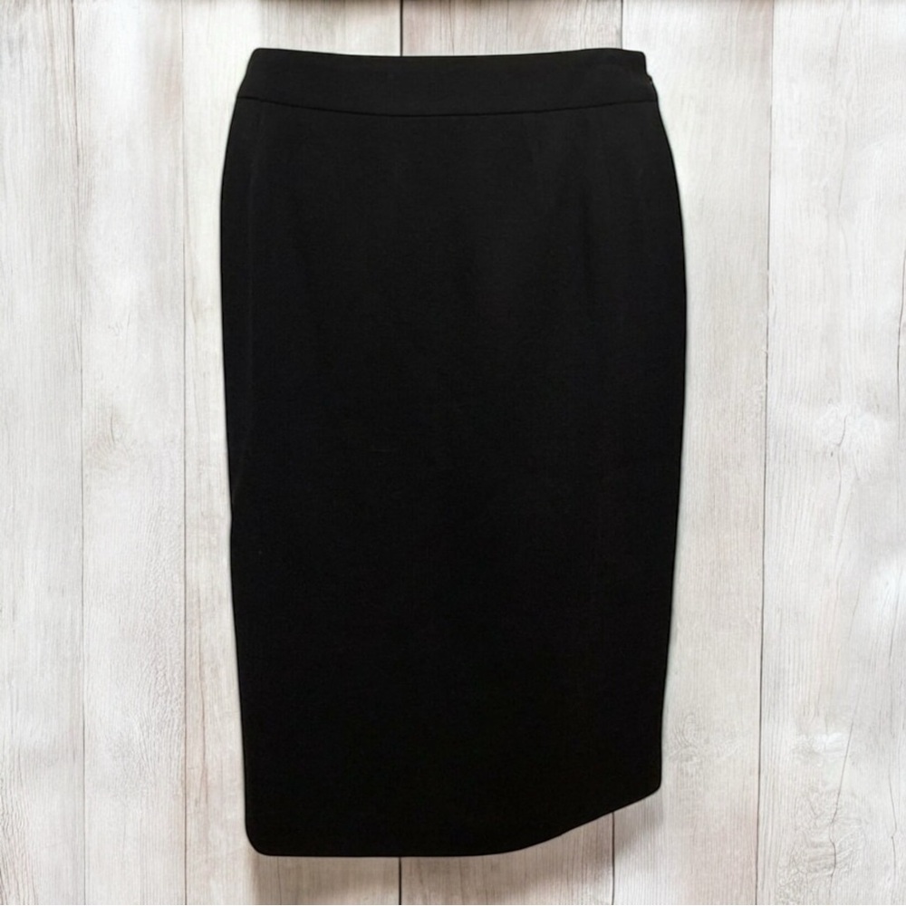 Linda Allard Ellen Tracy Women’s Straight Skirt
12 Black NEW Wool